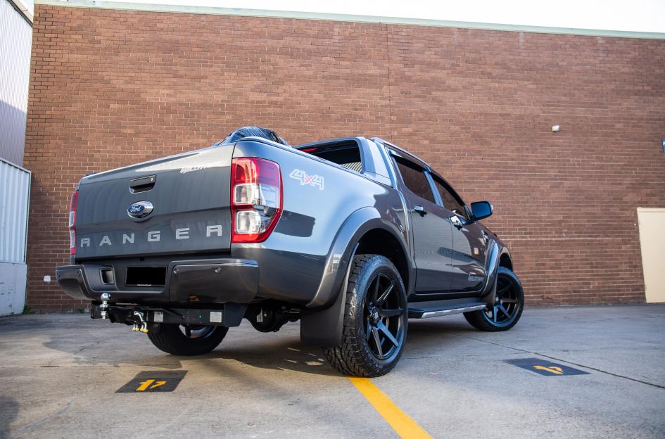 FORD RANGER AVALANCHE MATTE BLACK FRONT MILLED